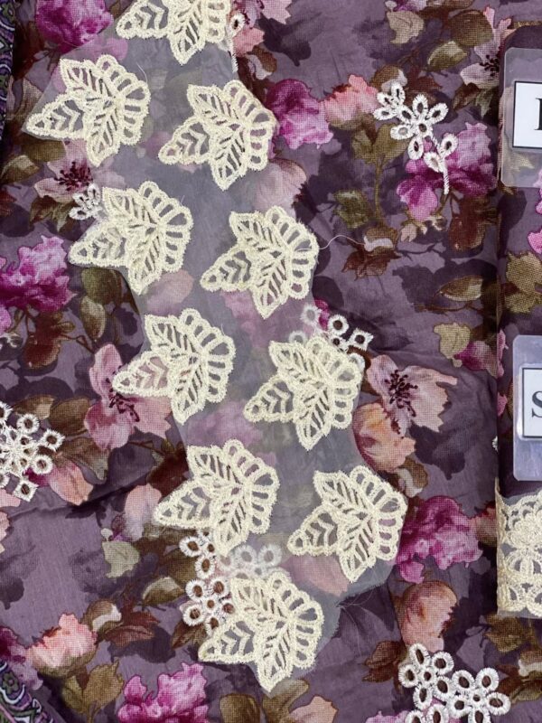 PRIMUIM LAWN CHIKANKARI BAROQUE - Image 6