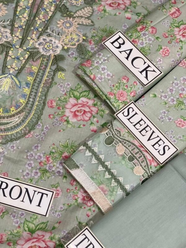 BRAND IZNK LAWN CHIKANKARI SFL 07 - Image 6
