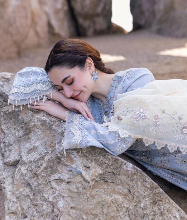 QALAMKAR SAHIL KINARE LAWN COLLECTION - Image 3