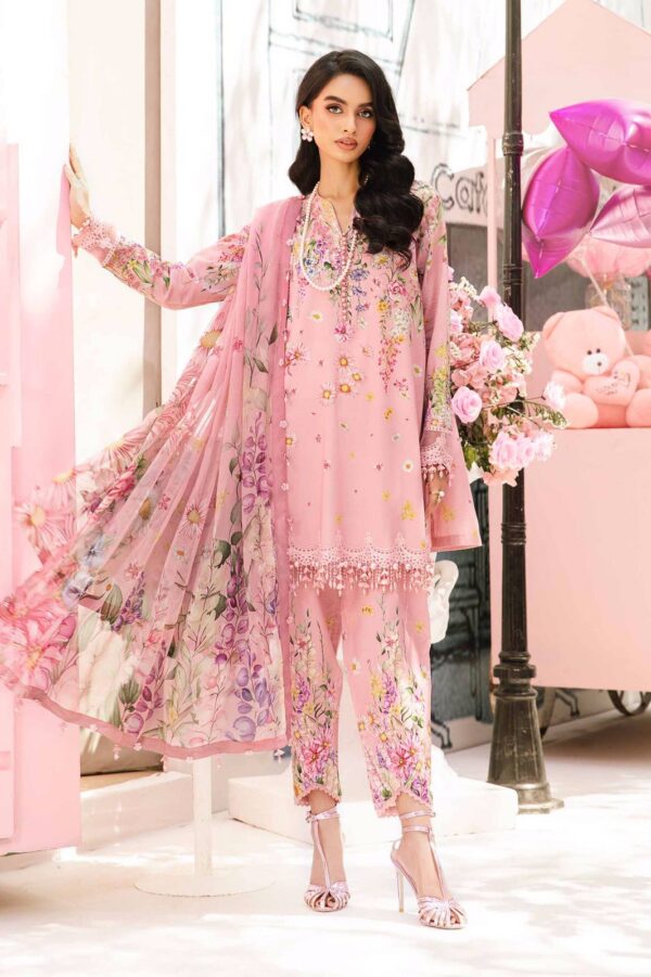 NEW ARRIVAL MARIA B LAWN EMBRODAIRY DUPPTA