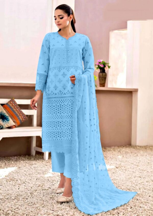 PRIMUIM LAWN COTTON CHIAKNAKRI MARIA B