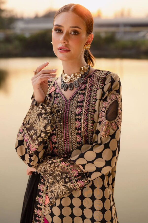 NEW ARRIVAL MARIA B PRIMUME FABRIC - Image 2