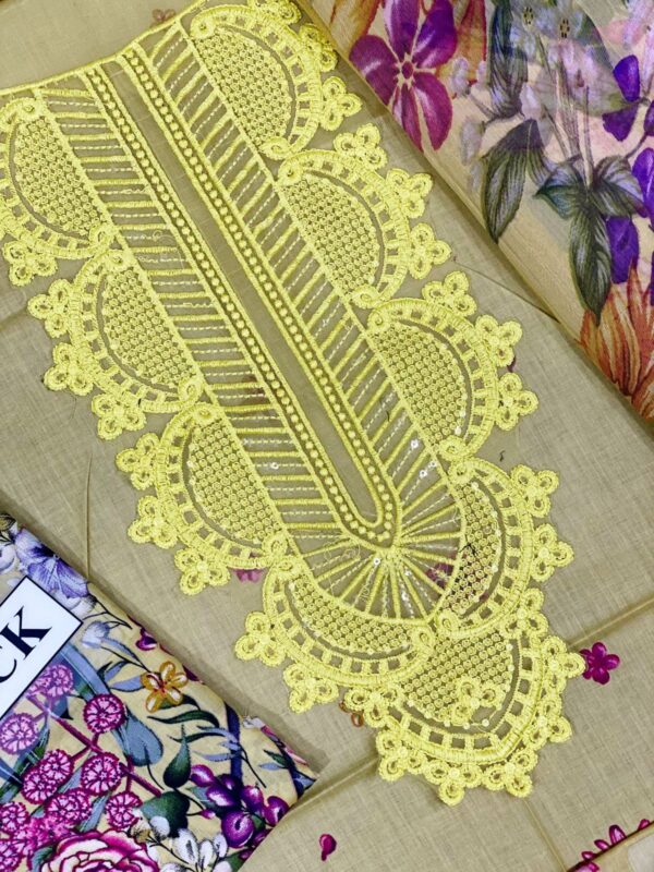 NEW ARRIVAL MARIA B LAWN FABRIC - Image 6